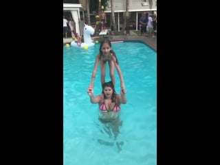 Ariana greenblatt 10th birthday party 02/09/17