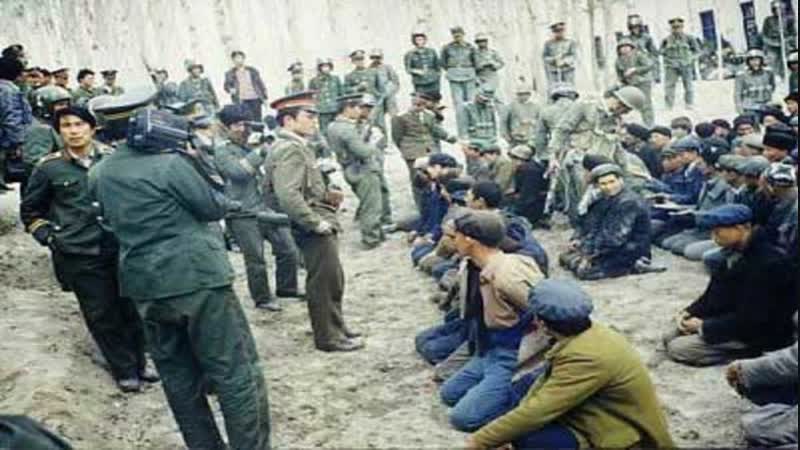 Китай признал существование концлагерей для мусульман уйгуров