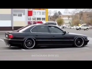 Красивая bmw 7 серии е38