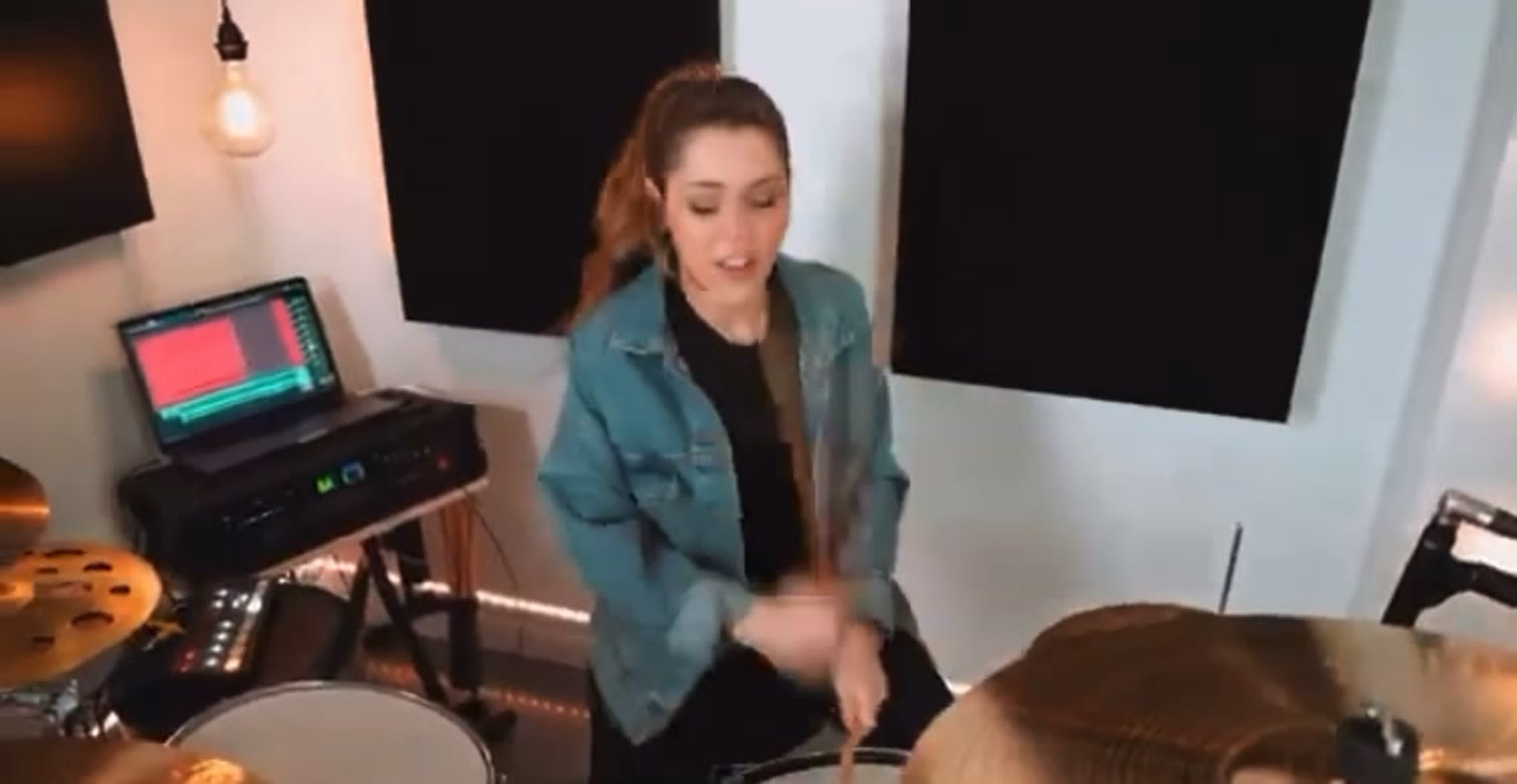 Domino santantonio & alexandra ilieva сover of blondie “heart of glass” porn  video on BrownPorn