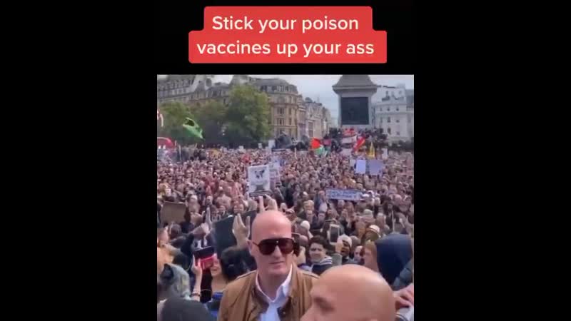 Британские конспирологи на митинг против вакцинации и спели песню "засуньте вакцину себе в зад!"
