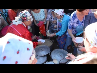 Даа за бесплатной кашей на празднике выль, ижевск,