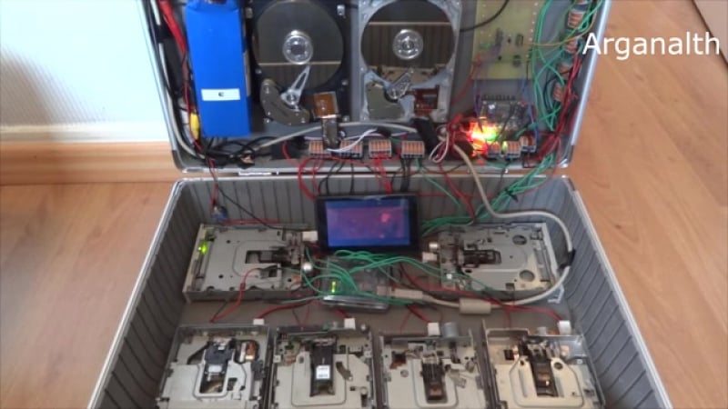 Когда впадлу старый комп выкинуть