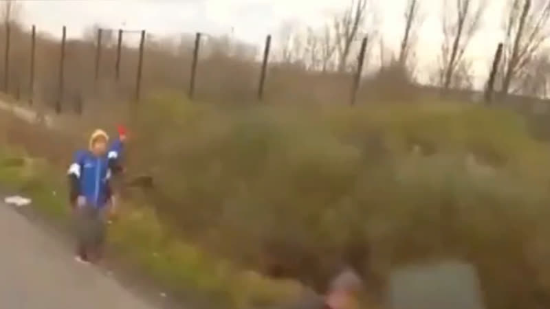 Пшеки радушно встречают спустившихся с небес богов