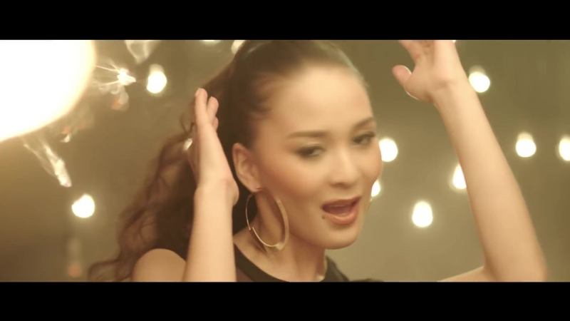 Индира елемес аңсатпа (не давай мне скучать) [1080р]