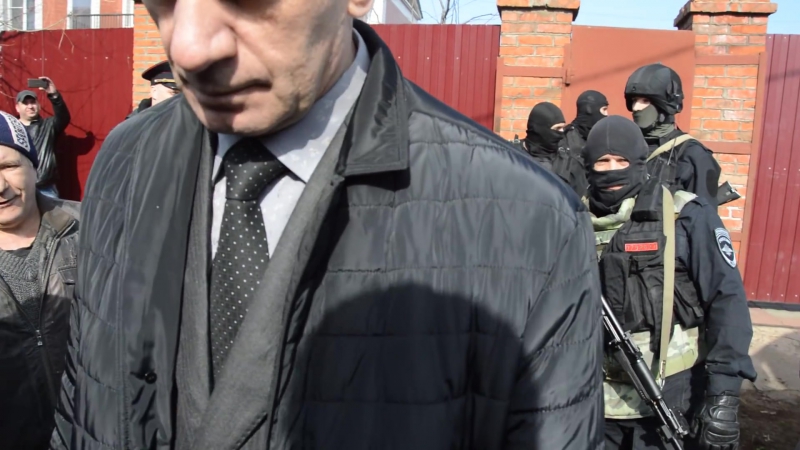 Стычки рабочих с полицией и собром в биробиджане при обыске в доме ивана проходцева 21 04 18 года