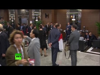 Full video of a man eavesdropping on putin obama at g20