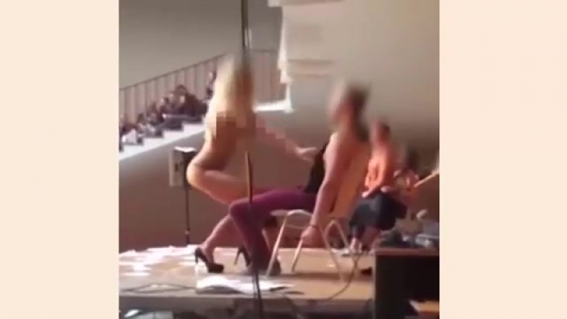 Вільна на випускному у школярів в німеччині