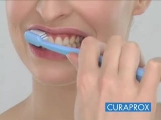 Техника чистки зубов зубной щеткой curaprox cs 1560 soft и cs 3960 super soft