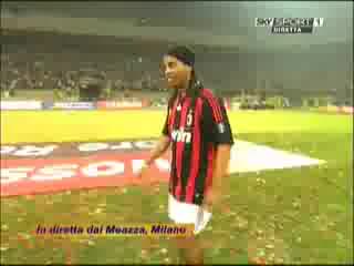 Ronaldinho freestyle at san siro