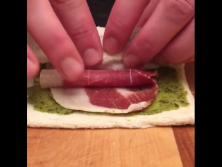 Mini rotolini croccanti, aperitivo tricolore 🇮🇹😉