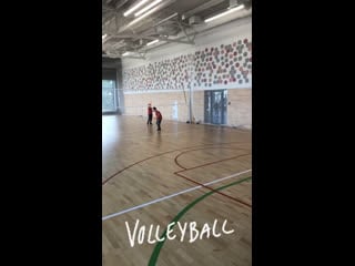 Разминка (имитация приема сверху)🏐