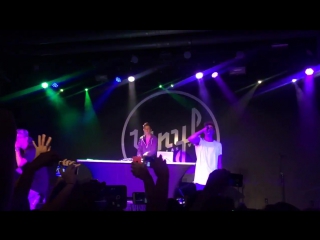 Jack and jack performing at the las vegas