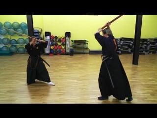 Niden ryu iaijutsu / kenjutsu iaimokuroku tenchi kumitachi