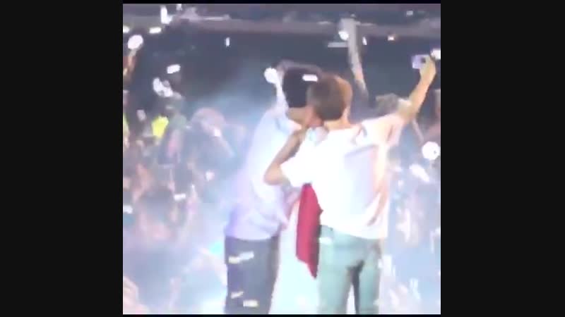 Seho selfie