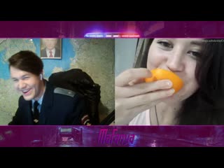 Тёлка из израиля засветила сосцы // 21 08 2019