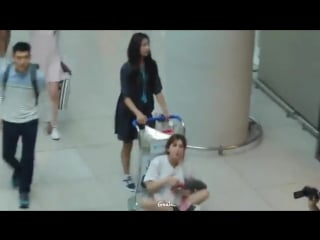 Nayoung and somi cute