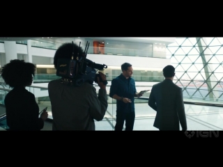 Venom exclusive clip eddie brock ambushes carlton drake