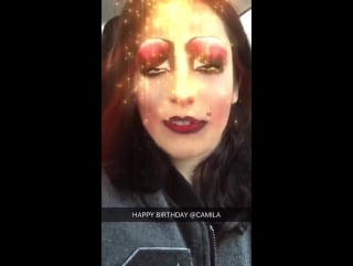 Лорен хурэги в «twitter»