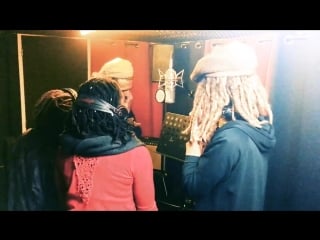 Ghilou bwoy put some faya in da studio freestyle