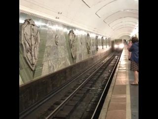 Al menos en la línea azul del metro, el vagón pasa москва 12 07 2017