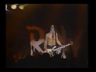 Skid row blitzkrieg bop (rachel bolan on vocals, ramones cover, live in japan 1989)
