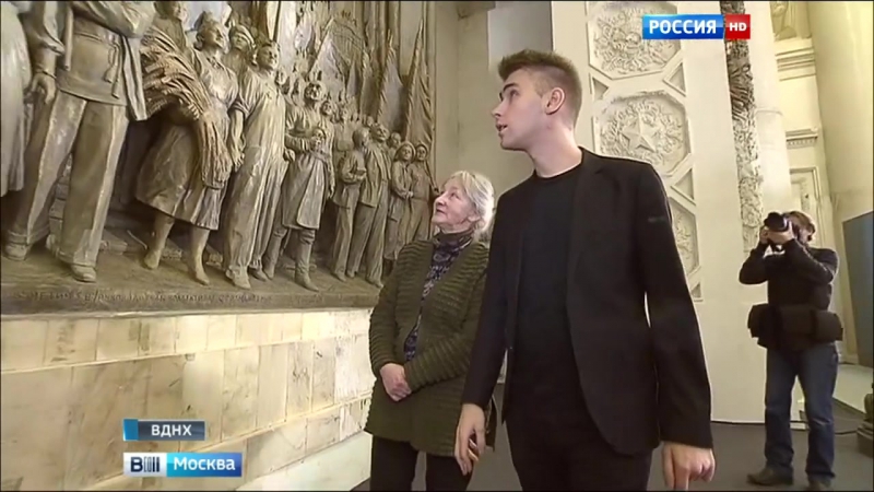 Знаменитый горельеф вутечича на вднх открыт после реставрации