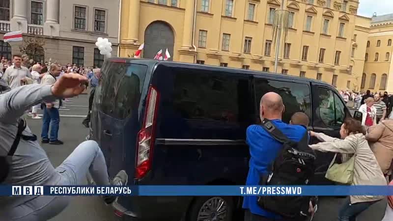 Мвд белоруссии сообщило о нападении на патрульный автомобиль