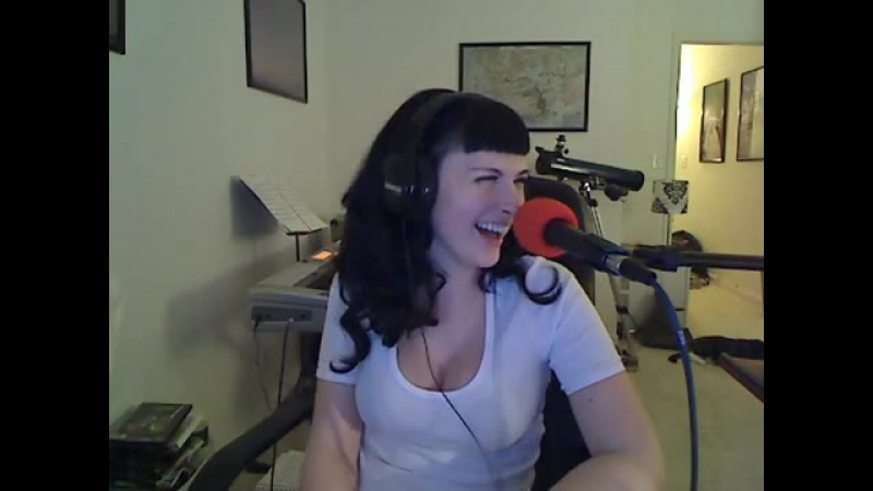 Бэйли джей смеётся