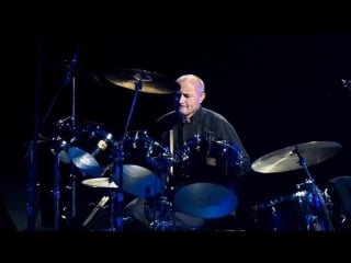Phil collins сумасшедшее трио барабанов live