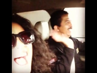 Sí me la sé dice isra! 😂😂😂 como quiero a este hombre! jajajaja!!! lo máximo!! @cardieltrujilloisrael 👩🏻👨🏻🎶🚘 #isra #cantando #