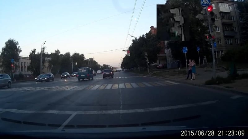 Да кому нужны эти сигналы светофора