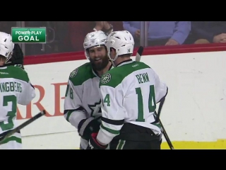 2 11 16 patrick eaves on corey crawford #3