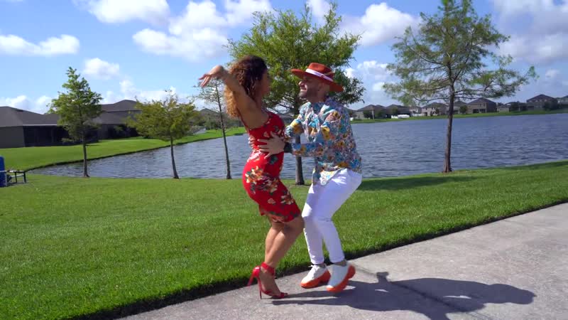 Ataca y la alemana bachata dance [carolina onil sanchez]