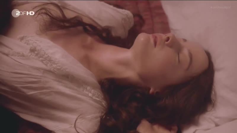 Yvonne catterfeld, jeanette hain, laura de boer die pfeiler der macht e01 02 (2016) 2 hd / ивонн каттерфельд опасное везение