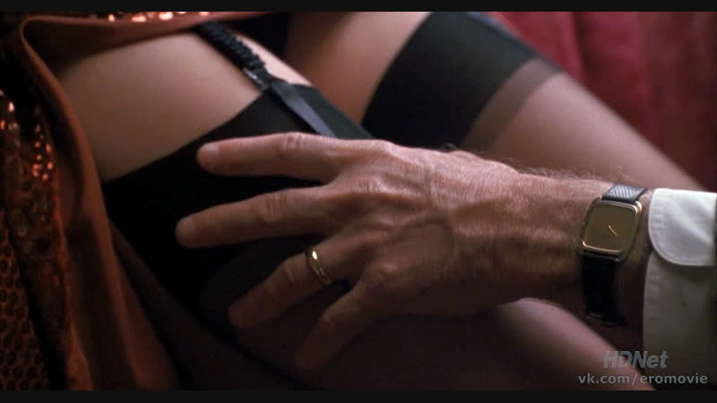 Дрю бэрримор делают куннилингус "ядовитый плющ" (1992)