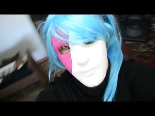 Naked balls iguana teaser