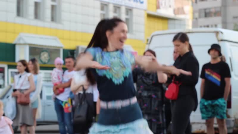 Baila porn video – Paramaribo baila morena zuchero cover street live