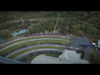 Volvo xc40 drops from 30m this is why volvo is the safest