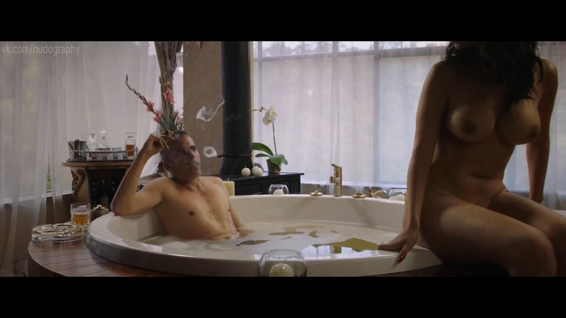 Голая неизвестная в фильме "снайпер идеальное молодые" (sniper ultimate porn, 2017, клаудио фах) 1080p