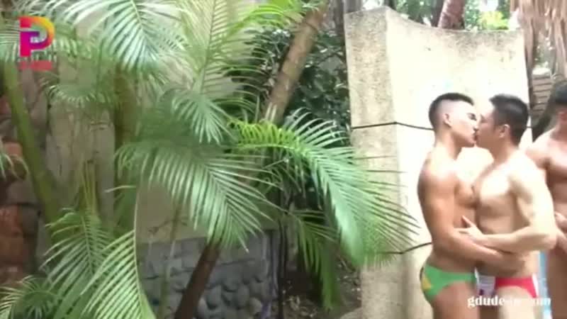 Tình porn video – Người mẫu làm tình tập thể