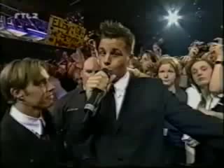 Young deenay feat sasha walk on by