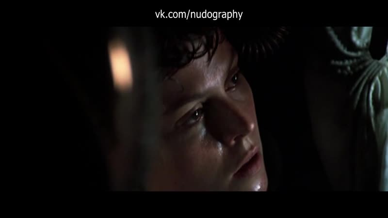Сигурни уивер (sigourney weaver) в фильме чужой (alien 1979, рипли скотт)