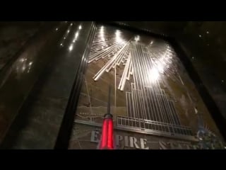 Lady gaga lights the empire state building in honor of tony bennett's 90th birthday