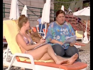Ольга старченкова в сериале "фирменная история" (2005, сергей арланов) серия 10 голая? бикини, ножки