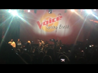 The voice adam levine, christina aguilera, pharrell, blake shelton & ceelo green crazy (the voice spring break concert)