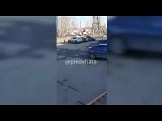 Голая дамочка беспечно прогулялась по улицам томска