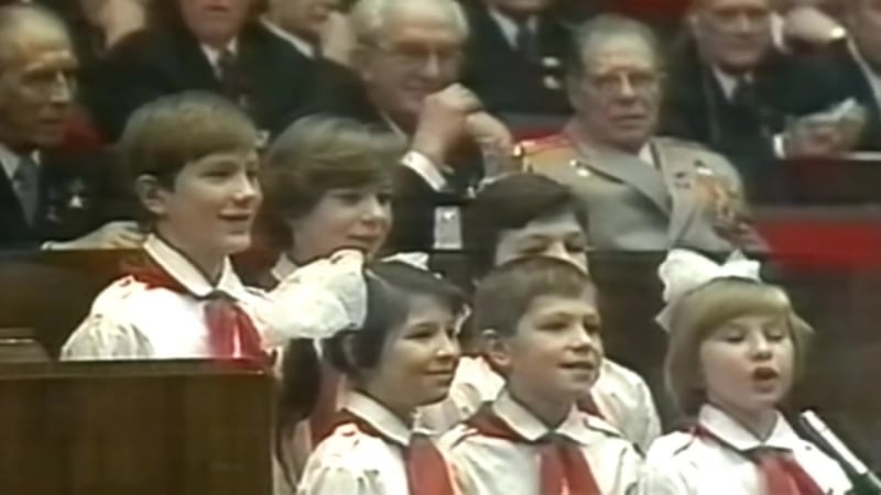 Посвящение в пионеры! ссср