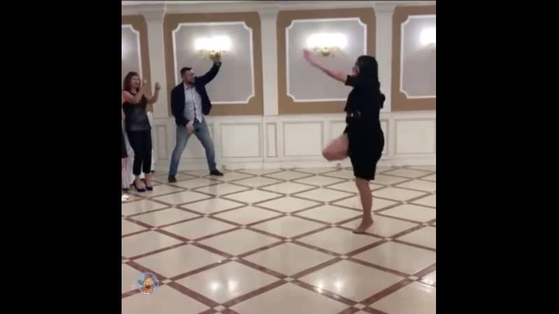 Пустите меня на танцпол!