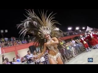 Desfile da escola de samba xavante | brazilian girls